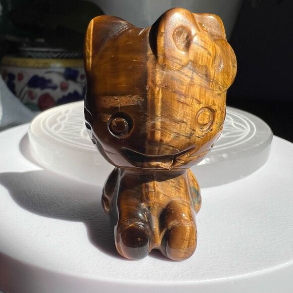 Hello Kitty Tiger Eye‎ Crystal Carving - Picture 7 of 13
